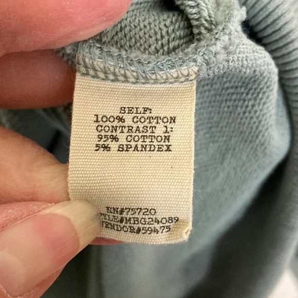 Gimmicks by BKE Gray-Green Oversized Lace Cutout Top - Picture 4 of 8